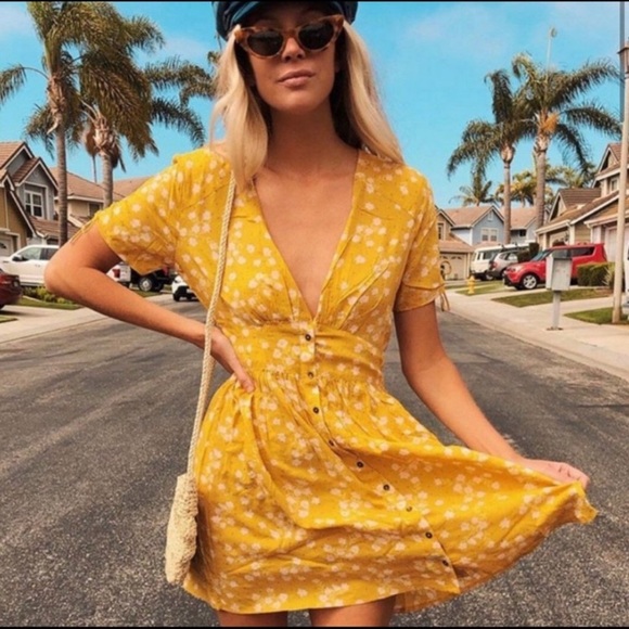 Billabong Twirl Twist Yellow Floral Mini Dress